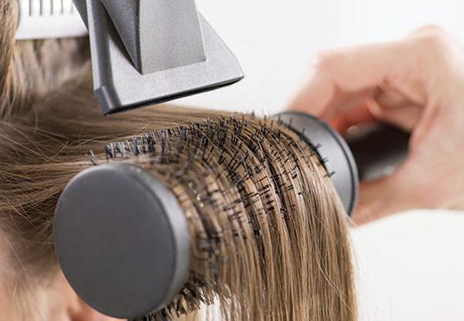13 гениальных способов придать волосам дополнительный объем