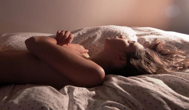 5 причин, чтобы спать абсолютно голой