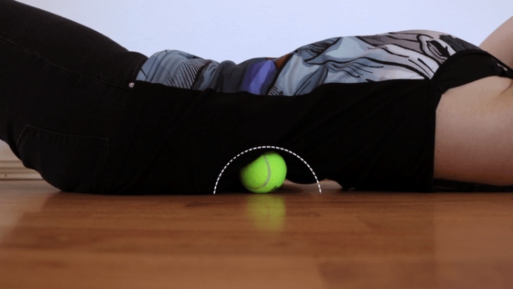 Как использовать теннисный мяч для спины, шеи, коленей