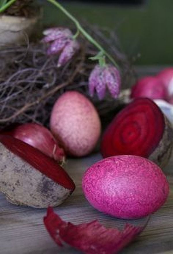 Природные красители для пасхальных яиц — обойдемся без вредной химии!
