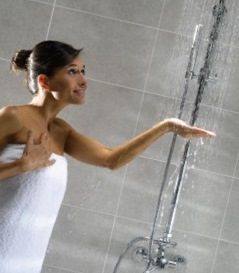 Контрастный душ: как принимать?