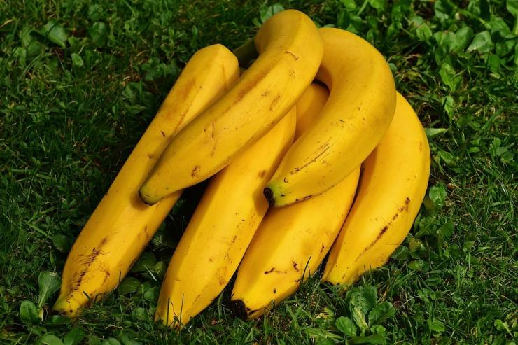 Вместо таблеток: 16 лечебных свойств обычных бананов