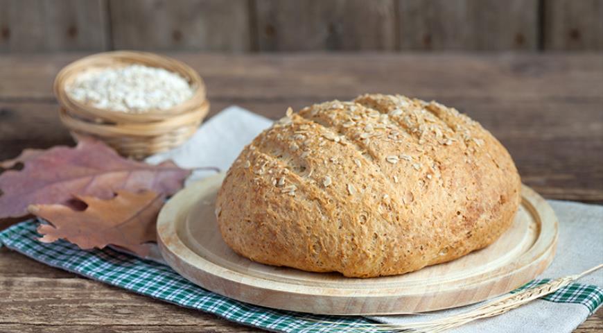 Овсяная мука хлебопечка. Овсяный хлеб Здравушка. Хлеб "овсяный заварной". Хлеб из овсяной муки. Хлеб домашний овсяной.