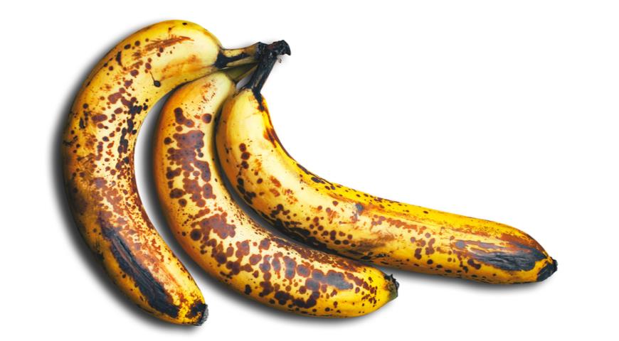 Что приготовить из переспелых бананов, 7 интересных рецептов