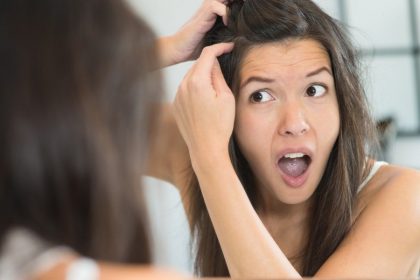 Как избавиться от седых волос: 6 способов, которые точно работают